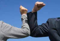 [Édito] La solidarité et l’économie de guerre pour dépasser le cauchemar
